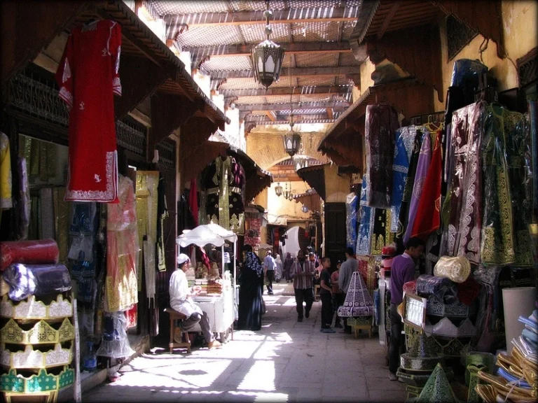travel in morocco dailymoroccovacation.com fes souk